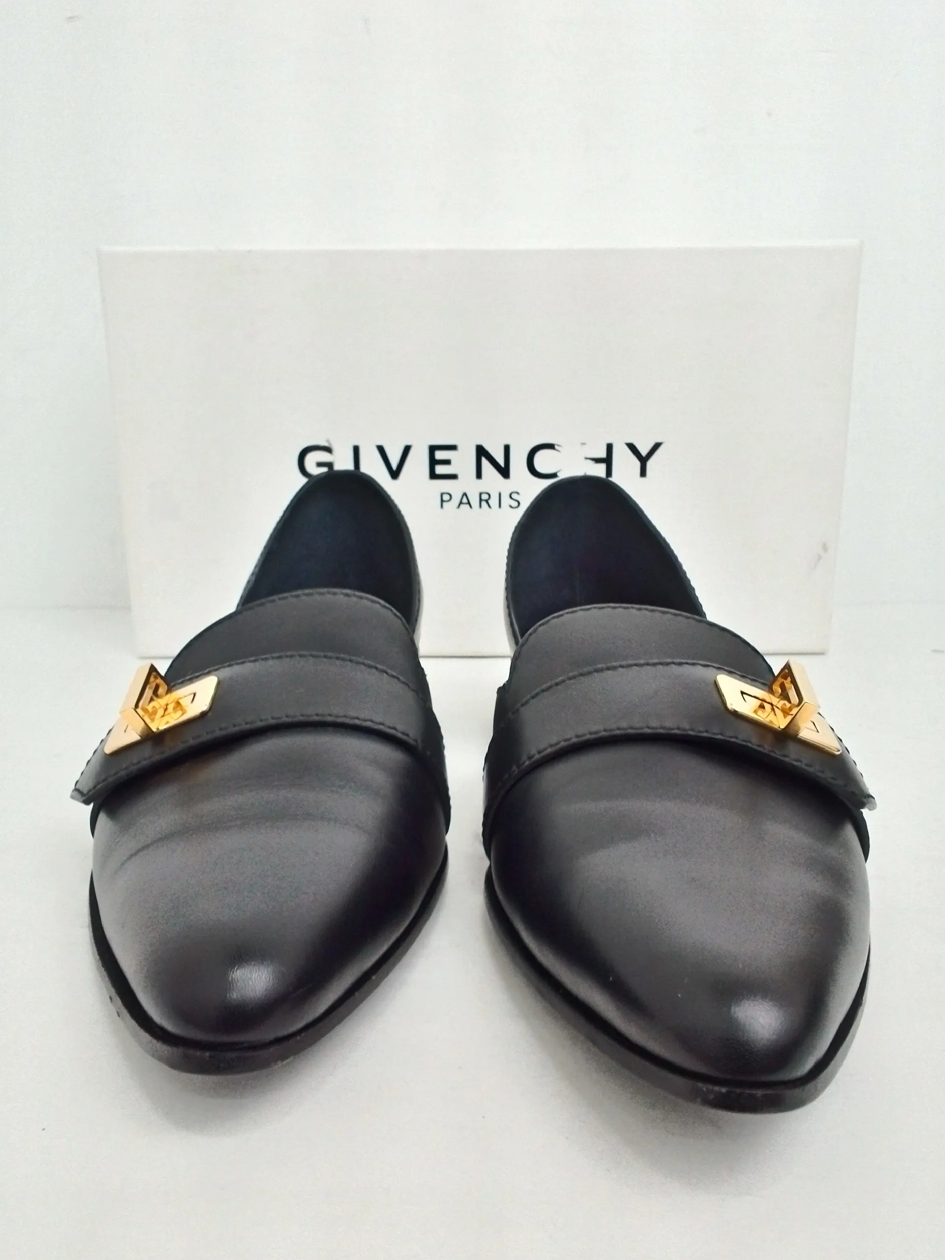 GIVENCHY Women's Eden Loafer Black Leather Size 37.5