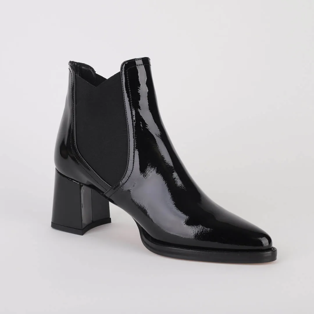 MAYBLE - ankle boots